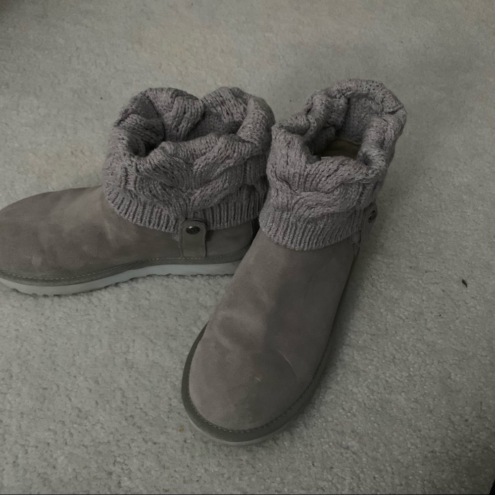 Mini Uggs - image 4